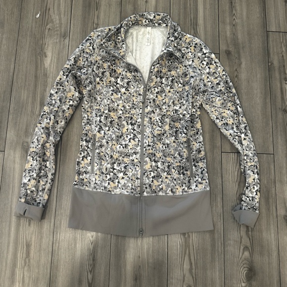 lululemon athletica Jackets & Blazers - lululemon athletica Floral Gray Jacket